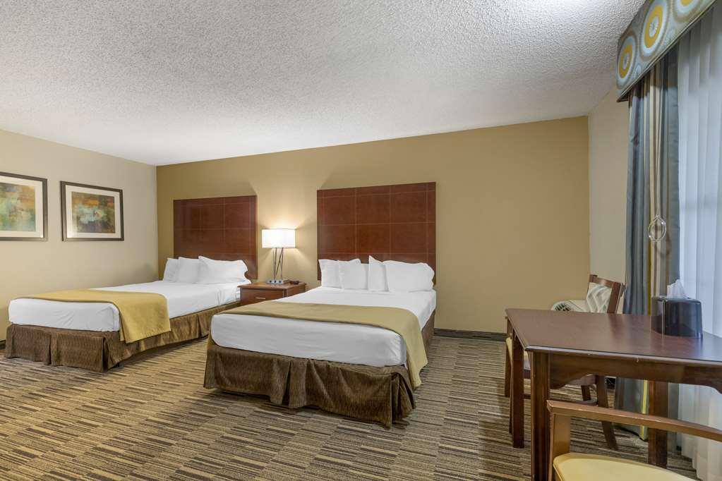 Best Western Sunday House Inn Kerrville Phòng bức ảnh
